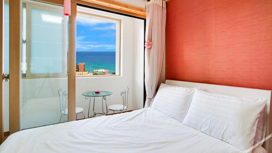 Bedroom 2, Samcheok Yedaum Pension, Samcheok