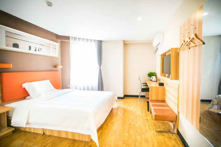 Bedroom 3, 7 Days Premium Chengde University High-speed Railway Station, Chengde
