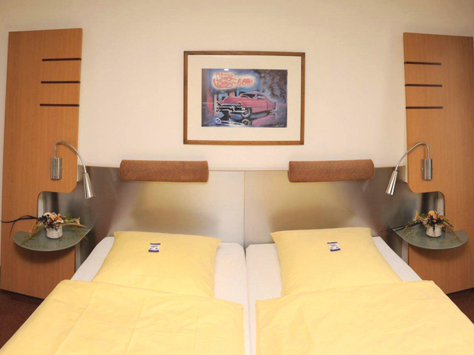 Bedroom 3, オテル モータースポーツ アリーナ, Börde