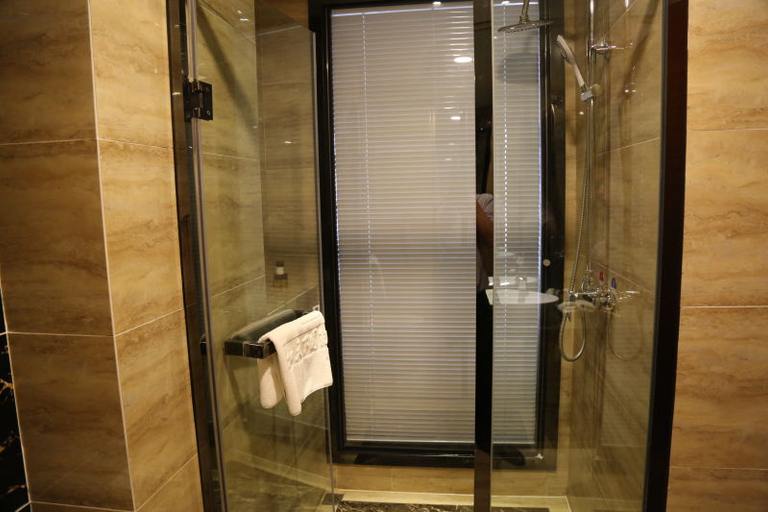Bathroom, Hetianxia International Hotel (Hotan Night Market), Khotan
