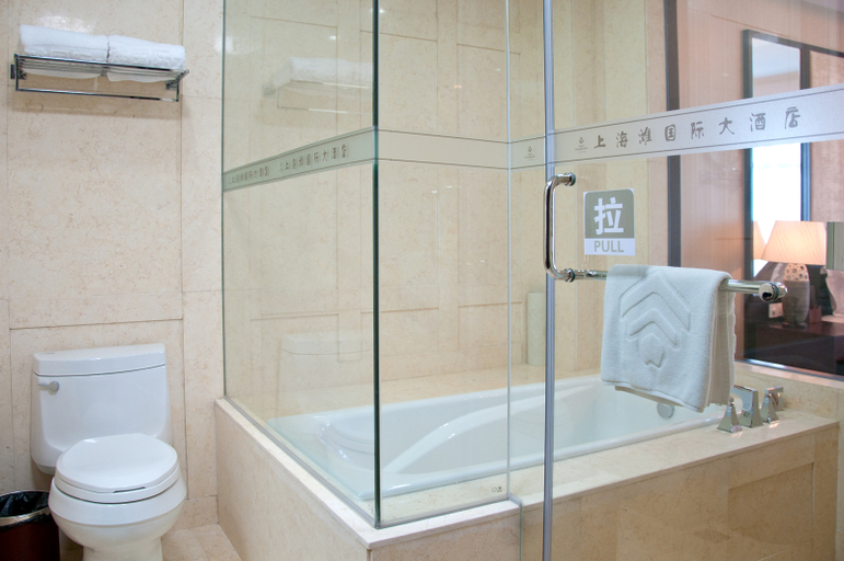 Bathroom 5, Shanghaitan International Hotel, Xuancheng