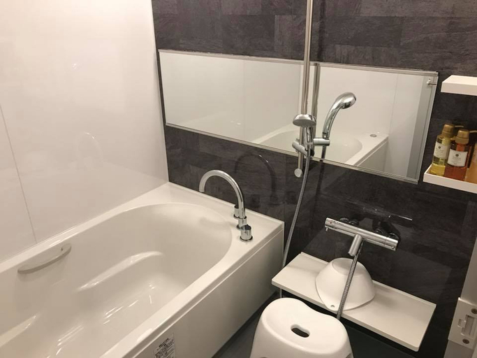 Bathroom 3, 旅館 茶梅, Imabari