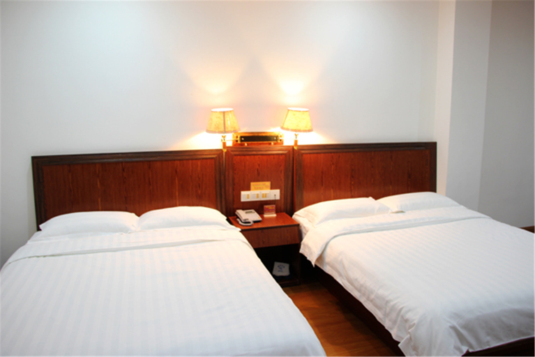Bedroom 2, Longdu Hotel, Wuzhou