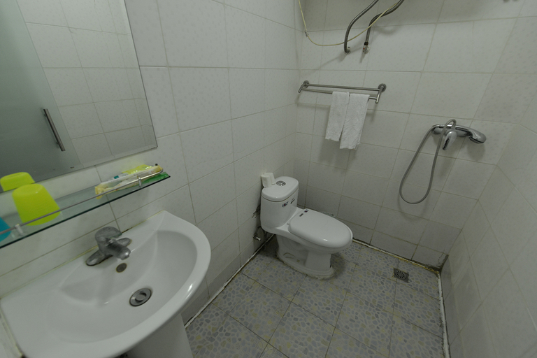Bathroom 3, Heqingyuan Hotel (Beijing Wudaokou Tsinghua University Dongmen), Beijing
