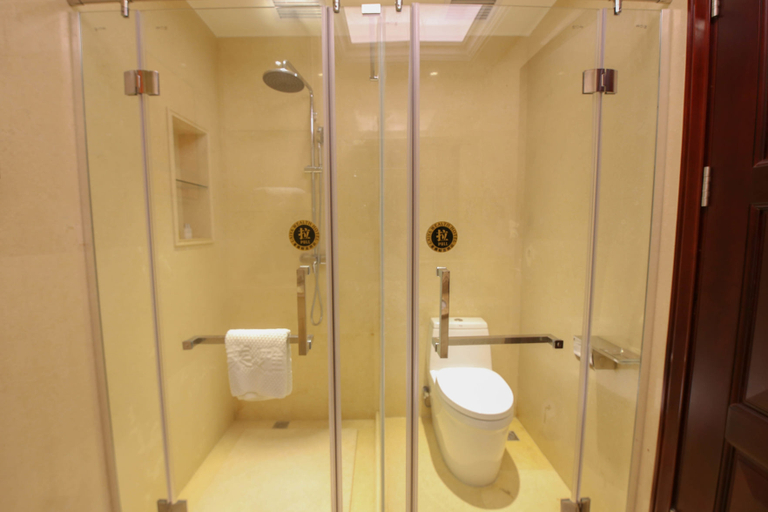 Bathroom 4, Shishi Laiya Fortune Hotel (Quanzhou South Railway Station), Quanzhou