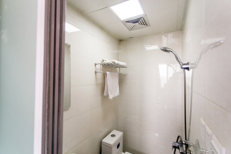 Bathroom 3, suzhou Li jie hotel, Suzhou