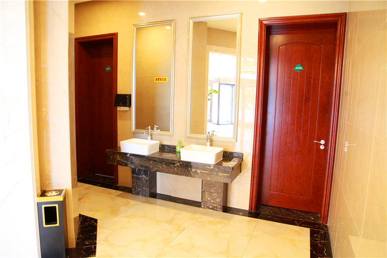 Bathroom 4, GreenTree Inn Chifeng Ningcheng County Bus Station Branch, Chifeng