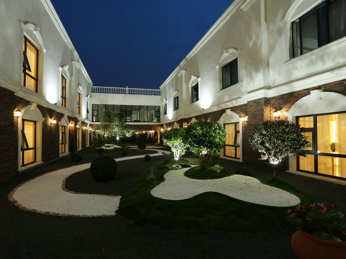 Exterior & Views 1, Xuzhou Yunlong Wanda Plaza Langbo Hotel, Xuzhou