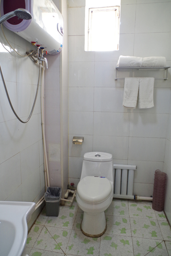 Bathroom 2, Xinshu Ange Business Hotel, Ürümqi