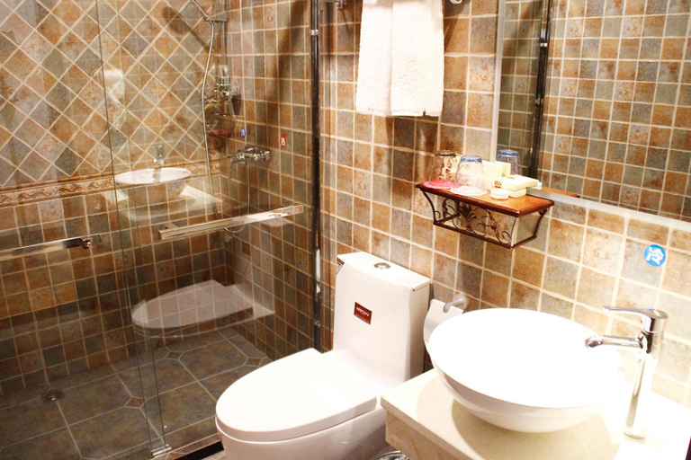 Bathroom 2, Lang Dream Hotel, Zunyi