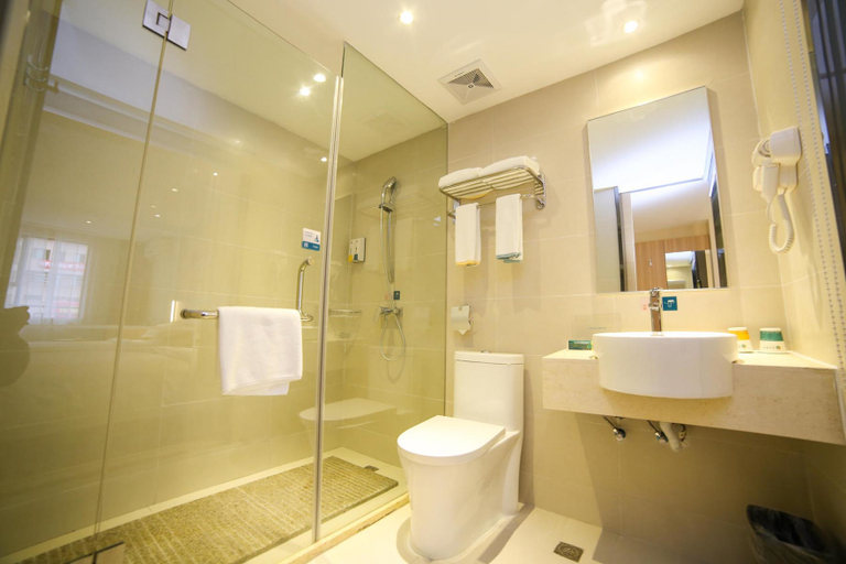 Bathroom 3, City Comfort Inn Wuhan Dongwu Avenue Light Rail Station, Wuhan