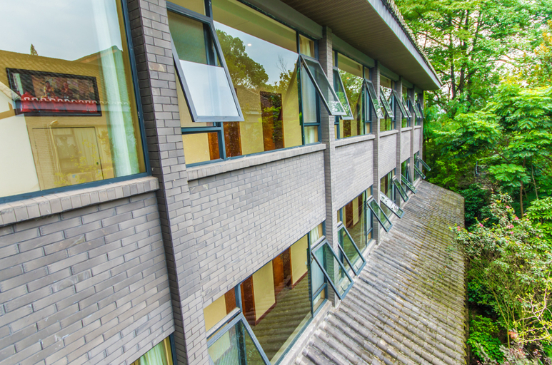 Others 4, Mount Forest Hotel, Leshan