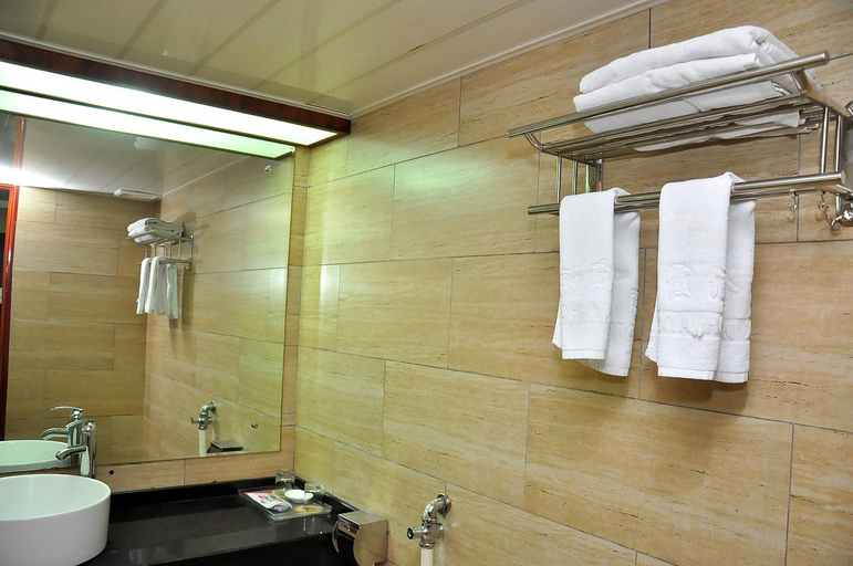 Bathroom 3, Panlongshan Hotel (Su Longqiao Subway Station Store), Changsha