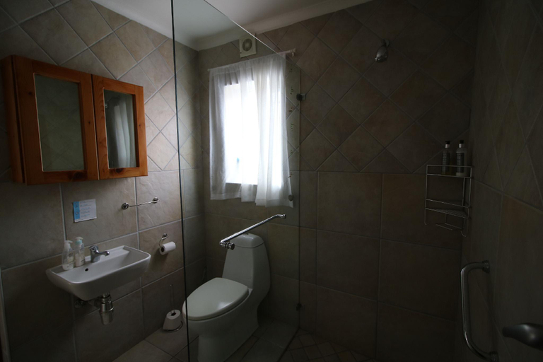 Bathroom 3, Baywatch Villa Guest House and Self Catering Accommodation, West Coast
