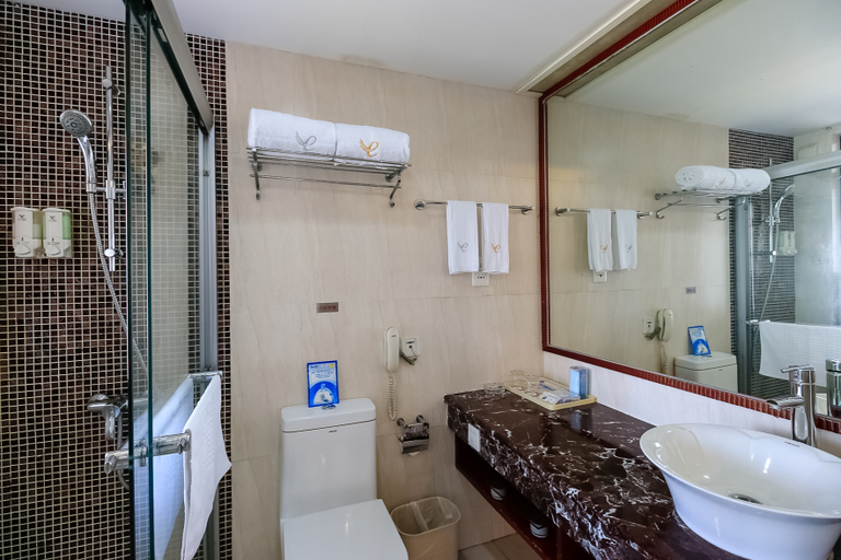 Bathroom 3, Starway Hotel Silver, Zhuhai