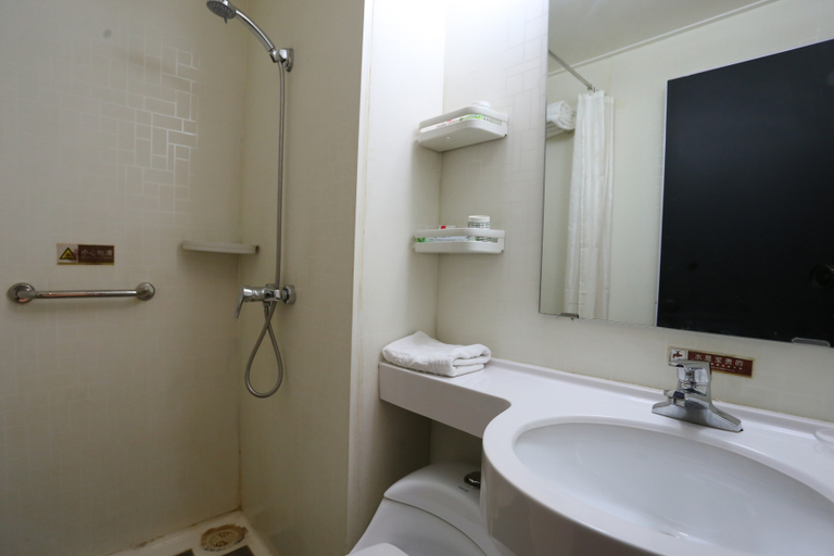 Bathroom 2, Yajie Business Hostel, Xi'an