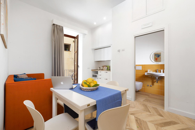 Others, Casa 80 in Sorrento With 3 Bedrooms and 2 Bathrooms, Napoli
