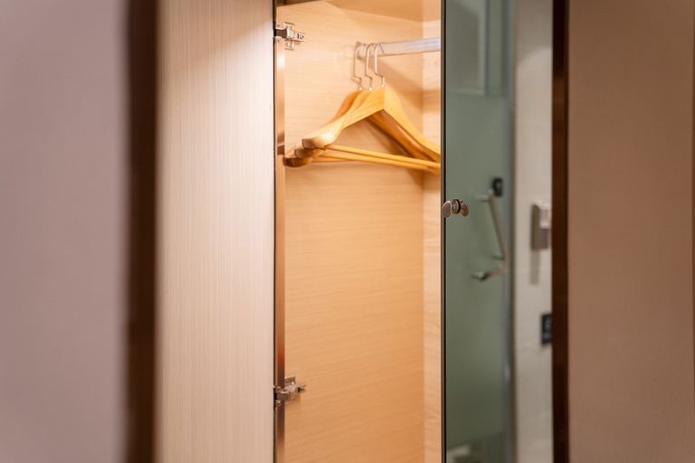 Bathroom 3, Lavande Hotels Guangzhou North Railway Station, Guangzhou
