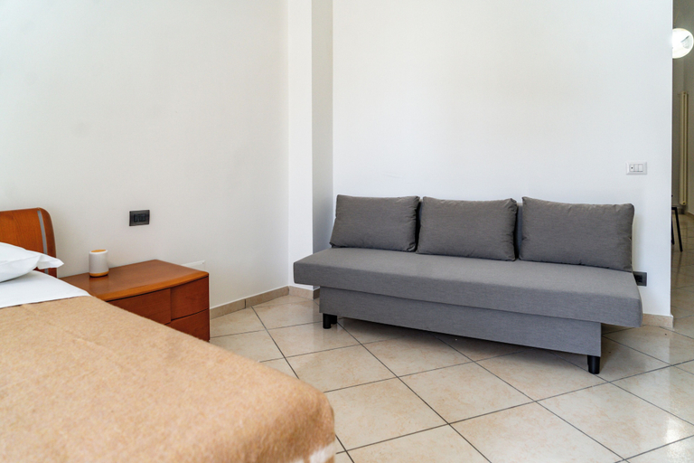 Bedroom 2, Bovio Apartments, Napoli
