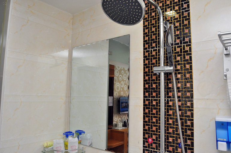 Bathroom 1, Kaili Hotel(Jiangxia subway station ), Guangzhou