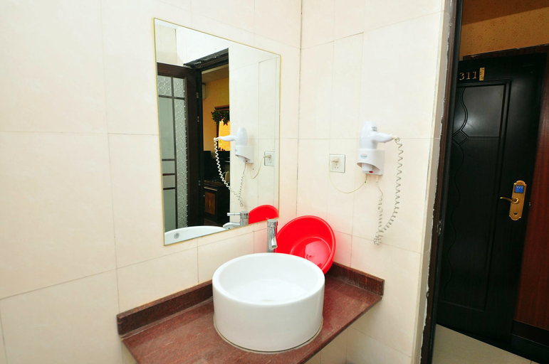 Bathroom 2, Haro Light Hotel (Guangzhou Xincun Paifang Branch), Guangzhou