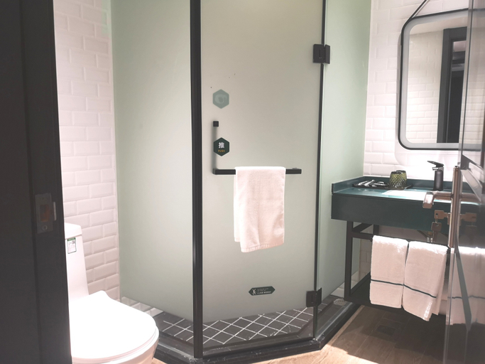 Bathroom 3, Starway Hotel Wuhan Hanjiang Road Jiqing Street, Wuhan