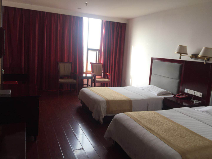 Bedroom 2, Wuxue Chutian International Hotel, Huanggang