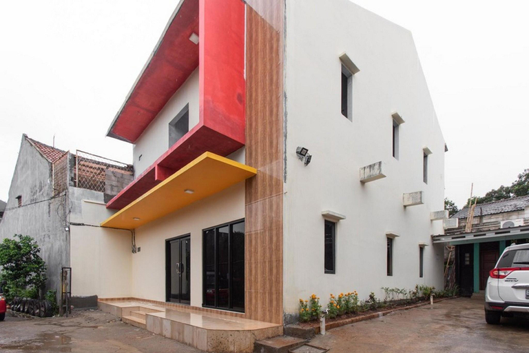 Exterior & Views, RedDoorz Plus near Trans Studio Cibubur 2, Bekasi