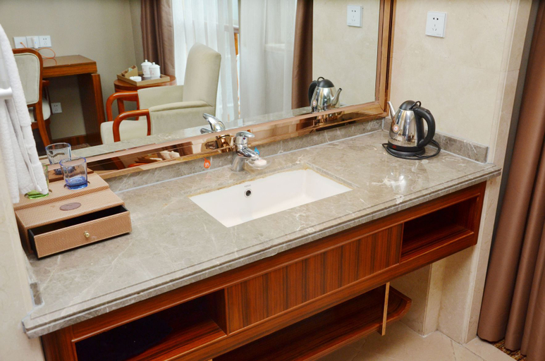 Bathroom 3, Xingang Hotel (Honggao Road Subway Station Xihua University Store), Chengdu