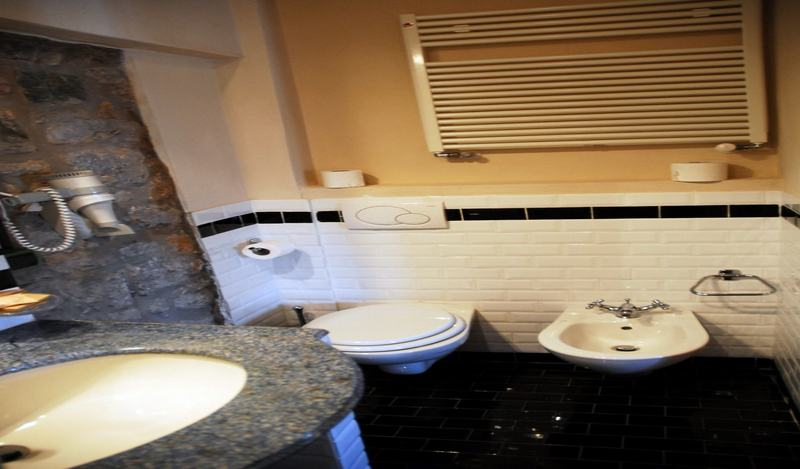 Bathroom 5, Borgo Giusto, Lucca