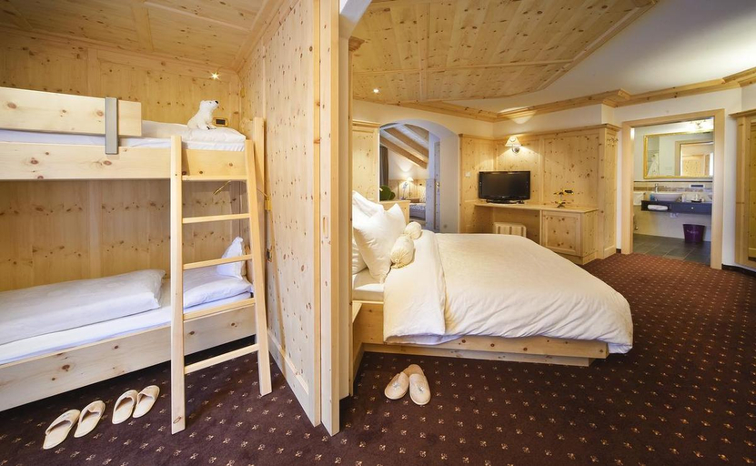 Bedroom 3, Alpin Garden Luxury Maison & SPA - Adults Retreat, Bolzano