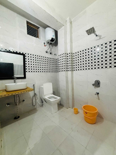 Bathroom 4, Hotel Rainbow Jaisalmer, Jaisalmer