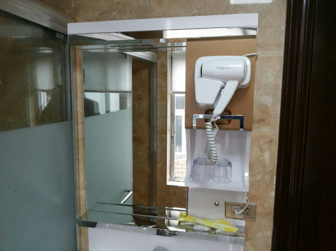 Bathroom 5, Defeng Hotel (Cangnantang North East Road), Wenzhou