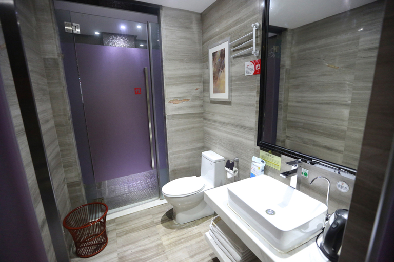 Bathroom 2, Lafei Royal Hotel, Yueyang