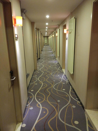 Others 4, 7 Days Premium Hotel (Beijing Xidan Lingjing Hutong Subway Station), Beijing