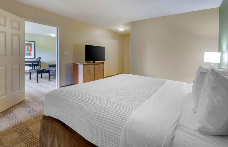 Bedroom 3, Extended Stay America Select Suites Raleigh RTP 4610 Miami B, Durham