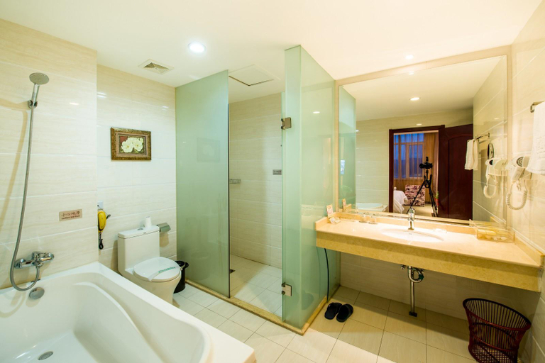Bathroom, Ke Guan International Hotel, Chengde