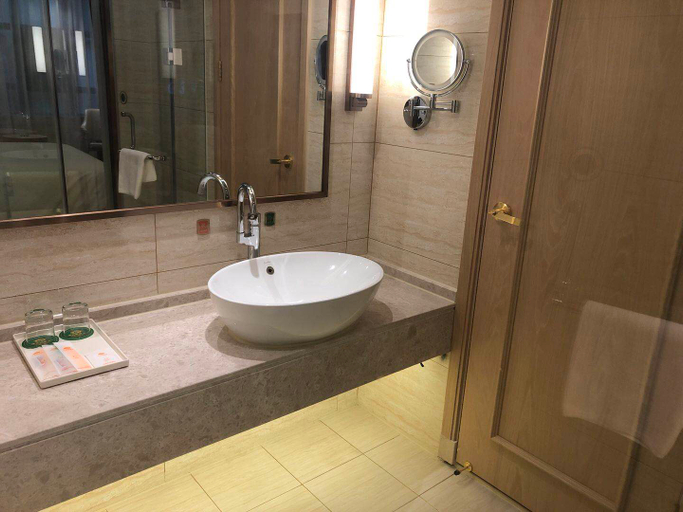 Bathroom, Vienna Hotel Yueyang Tower Bubugao Store, Yueyang