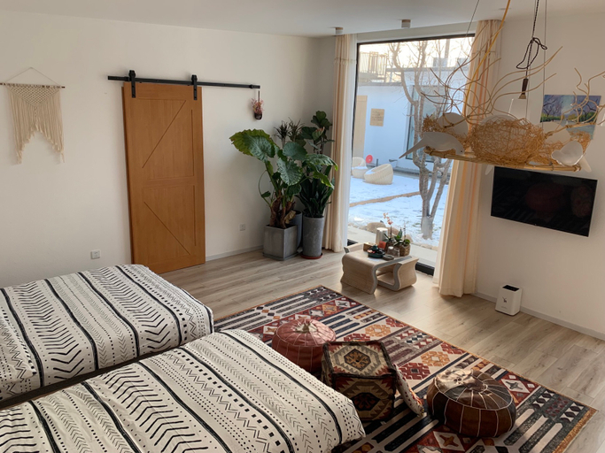 Bedroom 2, Life Is Fruity, Beijing