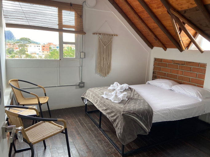 Bedroom 2, LA MADRIGUERA ホテル, Guatapé