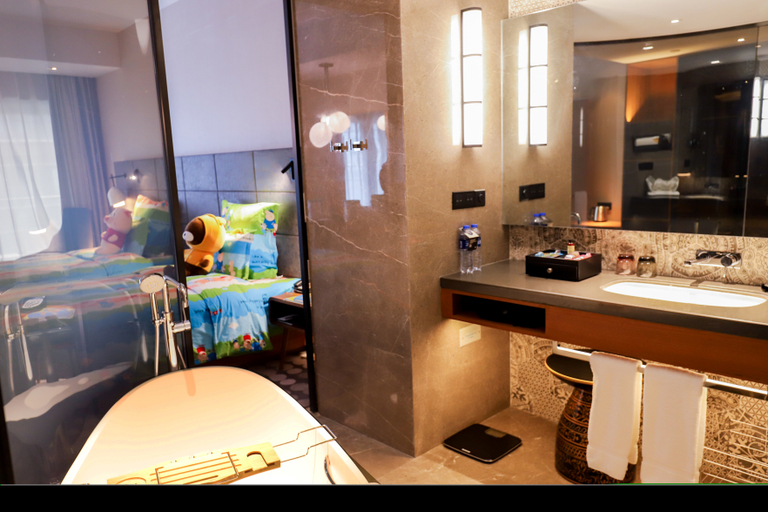 Bathroom, Baotou Jiuyuan Mansion, Baotou