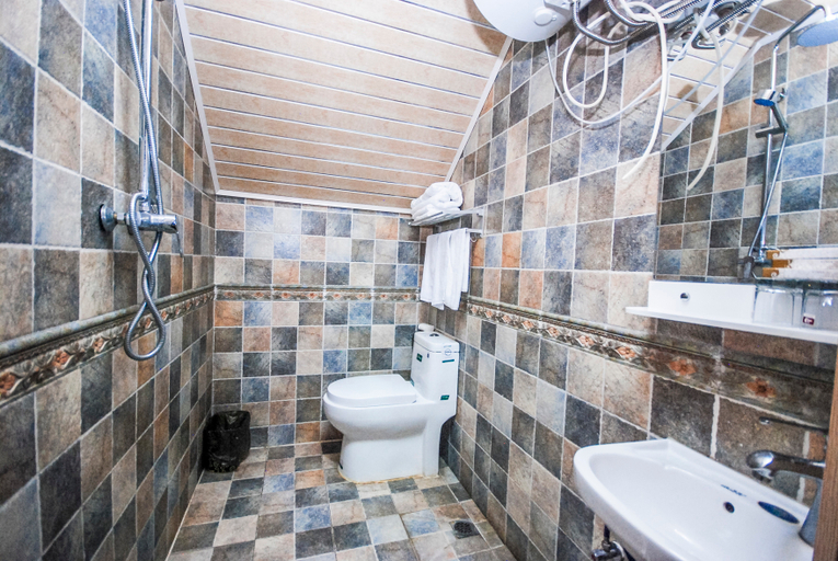 Bathroom, Beidaihe KunYue Express Hotel, Qinhuangdao