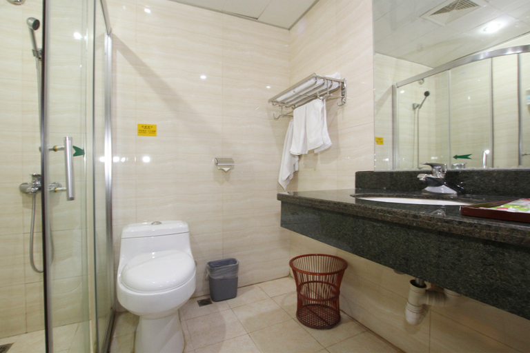 Bathroom 5, Lingui Hotel (Guilin Railway Station Elephant Trunk Mountain Park Branch), Guilin