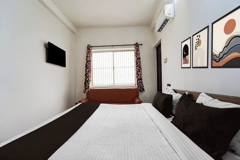 Room 5, Super Collection O Race Course Road, Coimbatore