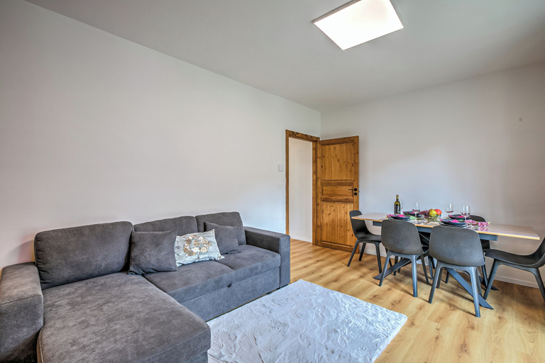 Living area, Starkeeper Apartment Ski Base with Balcony Views - Happy Rentals, Torino