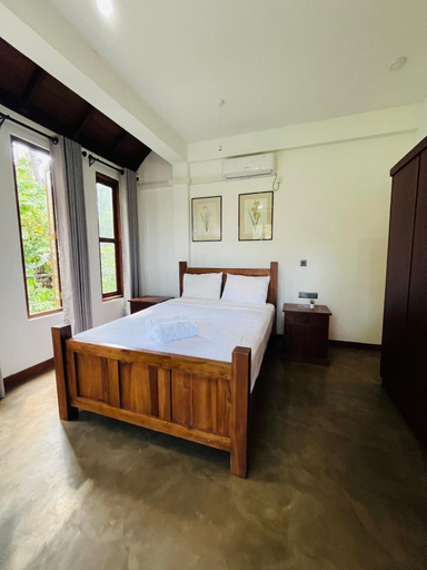 Bedroom 2, The River Lodge, over looking river, near Kandy, K.F.G. & G. Korale