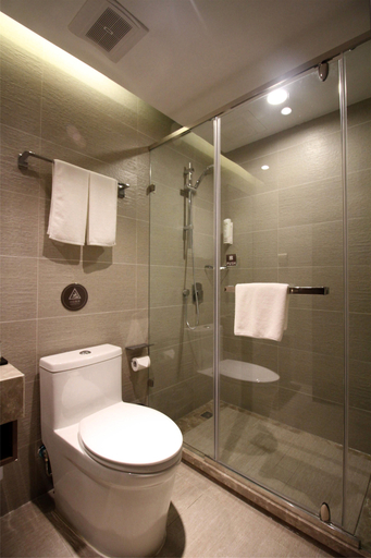Bathroom 5, Home Inn Plus - Hohhot Zhongshan West Road Branch, Hohhot