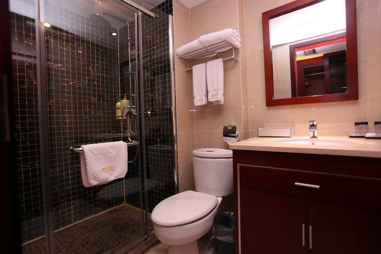 Bathroom, Vyluk Hotel - Chengdu Chunxi Road, No.2 Municipal Taiguli, Chengdu