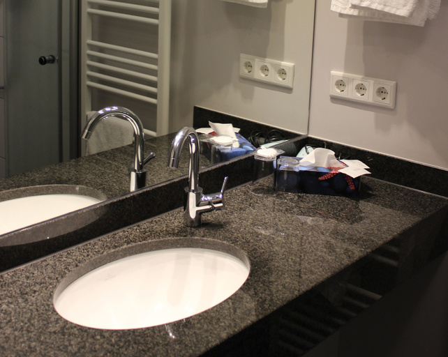 Bathroom 3, Hotel Schünemann, Steinfurt