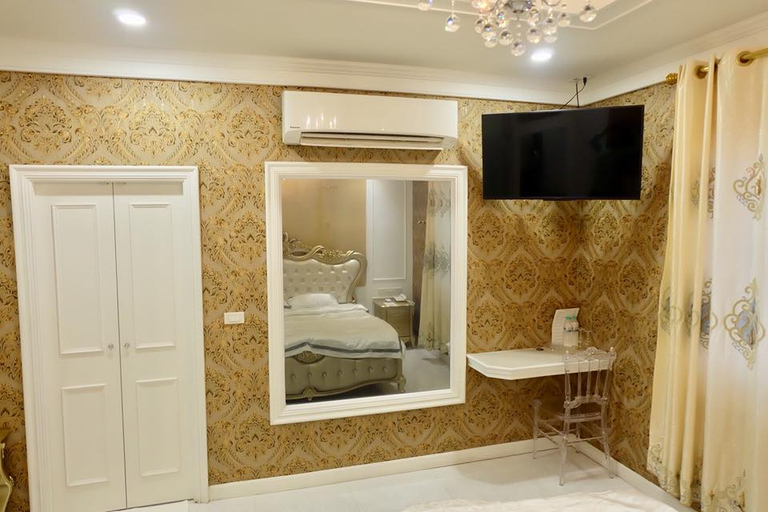 Bathroom 5, Hiso Potato Resort, Wang Noi